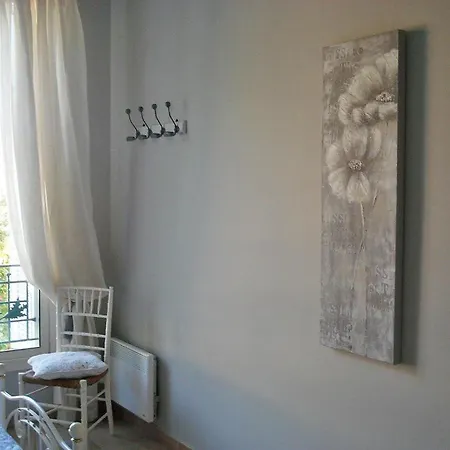 Sainte-maxime Sleeps 4 Pool Casa de Férias