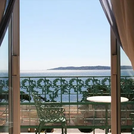 Casa de Férias Sainte-maxime Sleeps 4 Pool Sainte-Maxime