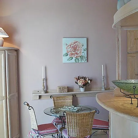 Sainte-maxime Sleeps 4 Pool Casa de Férias